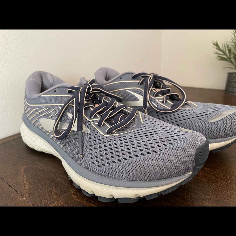 Brooks Ghost 12 Running Shoes